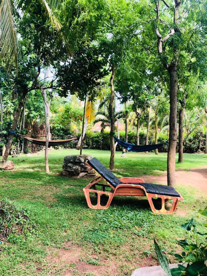Lake view cabana Restaurant Tangalle Exterior foto