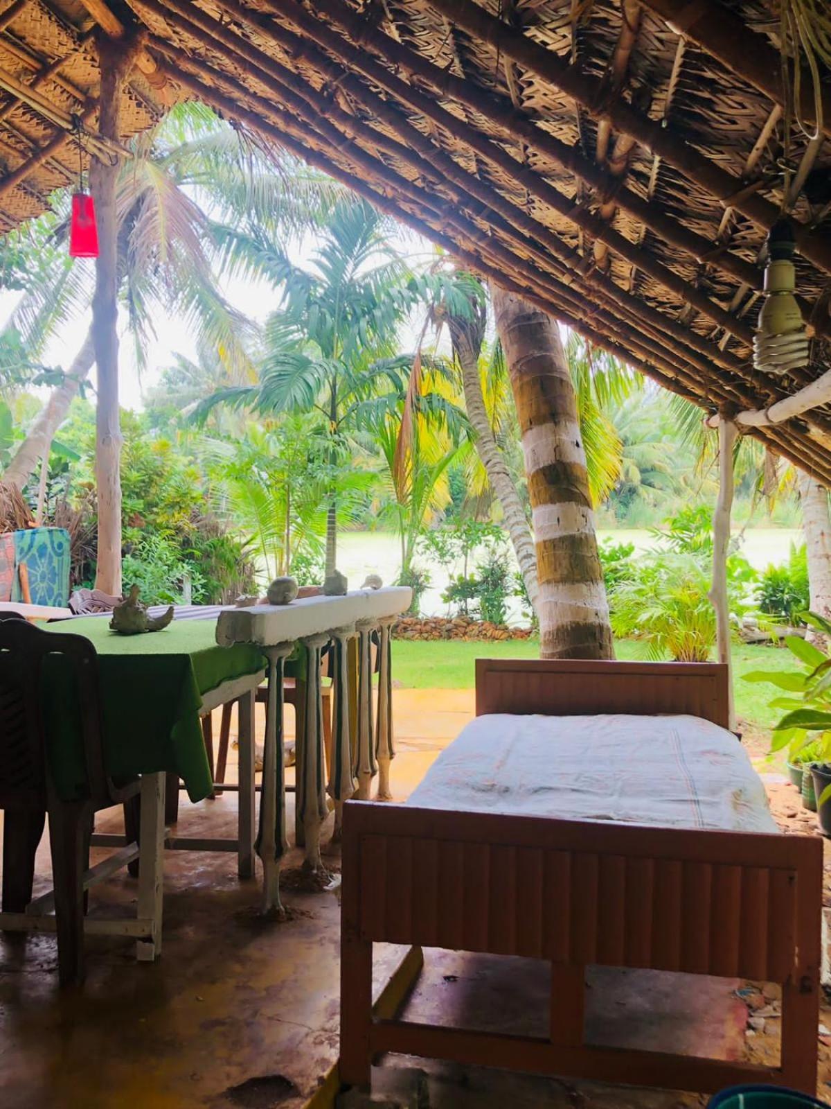 Lake view cabana Restaurant Tangalle Exterior foto